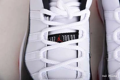 “White Jordan 11 Bred” 745 AV2187-160 Soft Low Air 0624